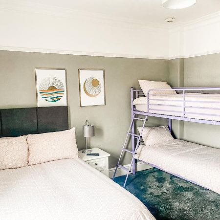 The Promenade Rooms Rhyl Bagian luar foto